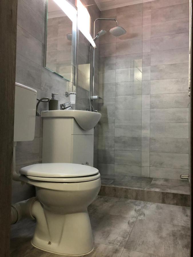 Hotel Cosmin Arad Kültér fotó